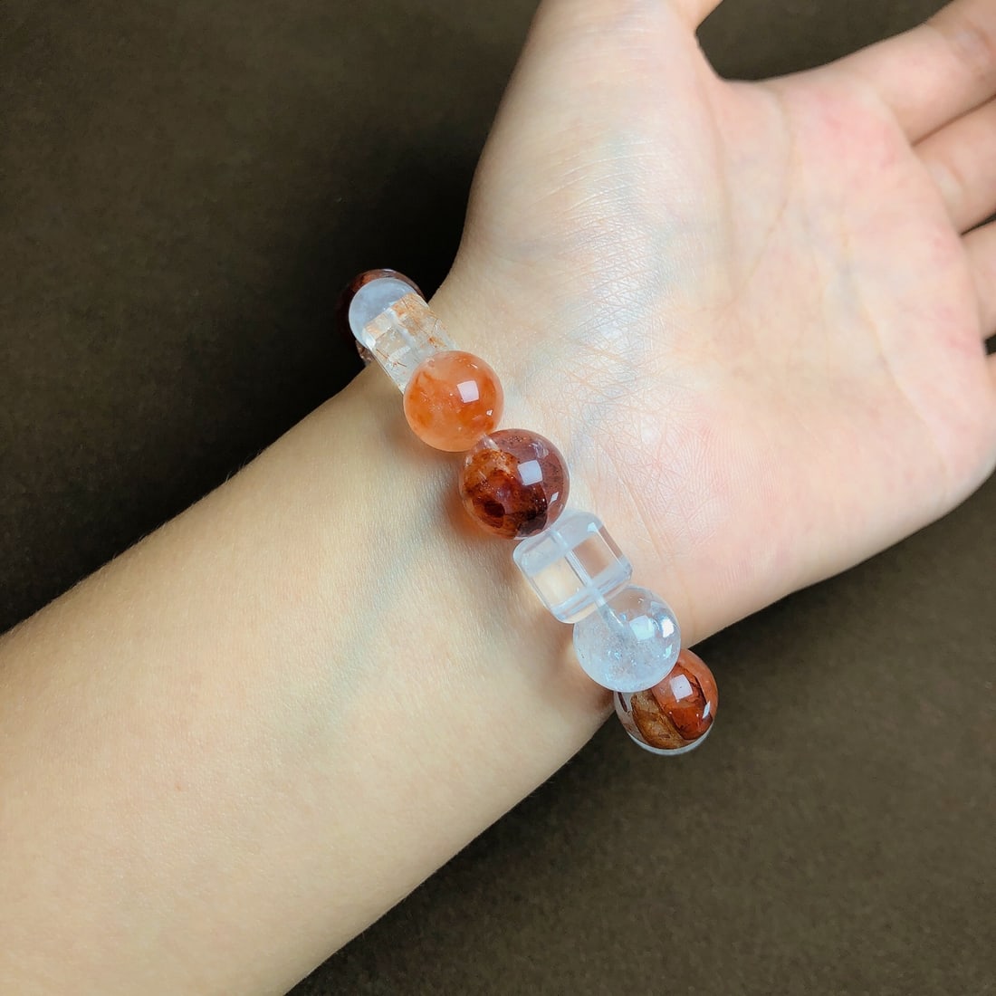 An Exquisite Crystal Bracelets - 5