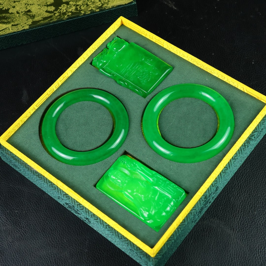 An Exquisite Ring - 8