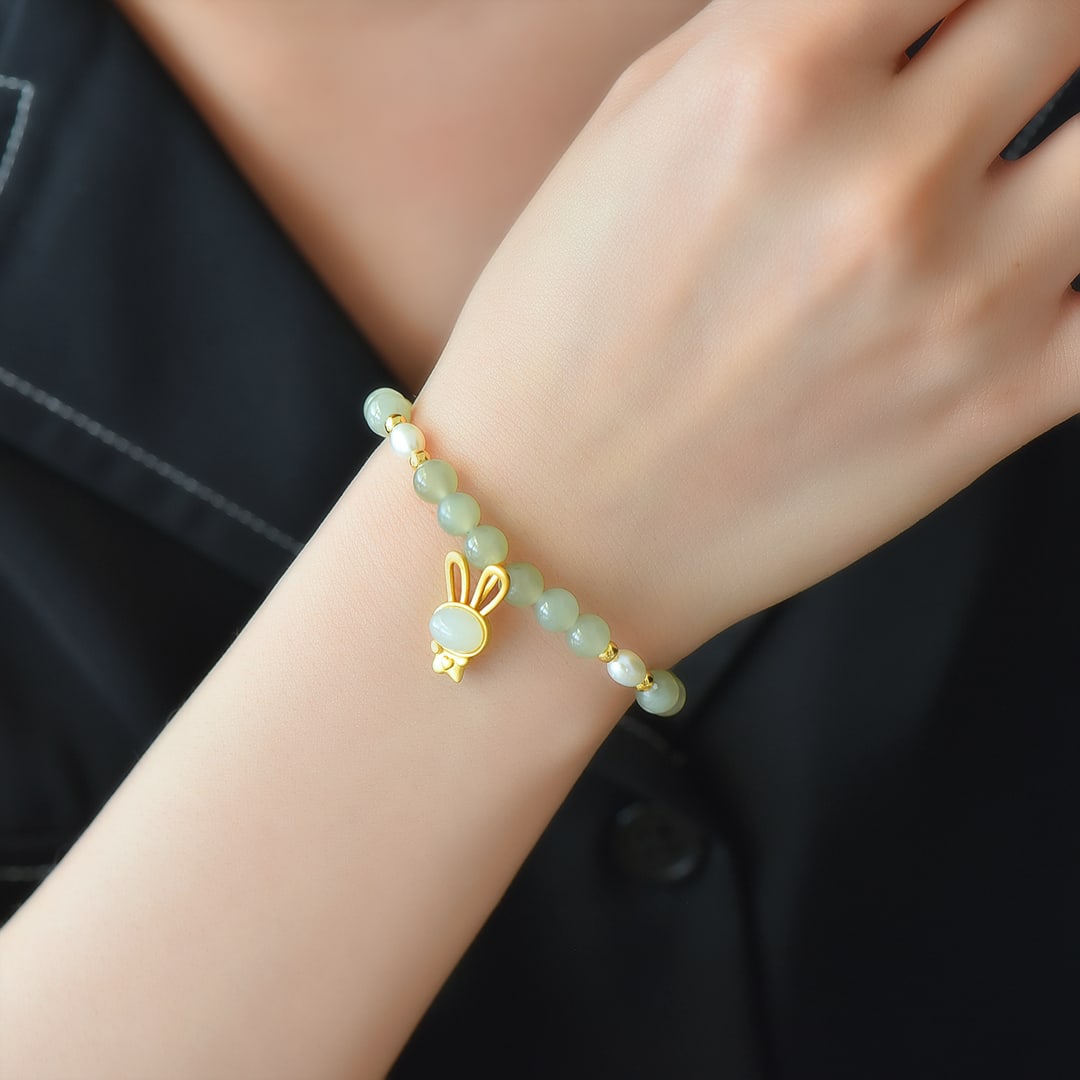 An Exquisite Sterling Silver-Gold Plated Inlaid Sapphire Bracelet: An Exquisite Sterling Silver-Gold Plated Inlaid Sapphire Bracelet,Size:0.2in 纯银镀金镶青玉手链