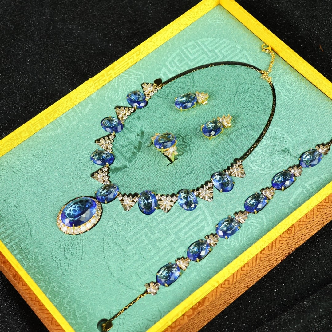 An Exquisite Ring - 4