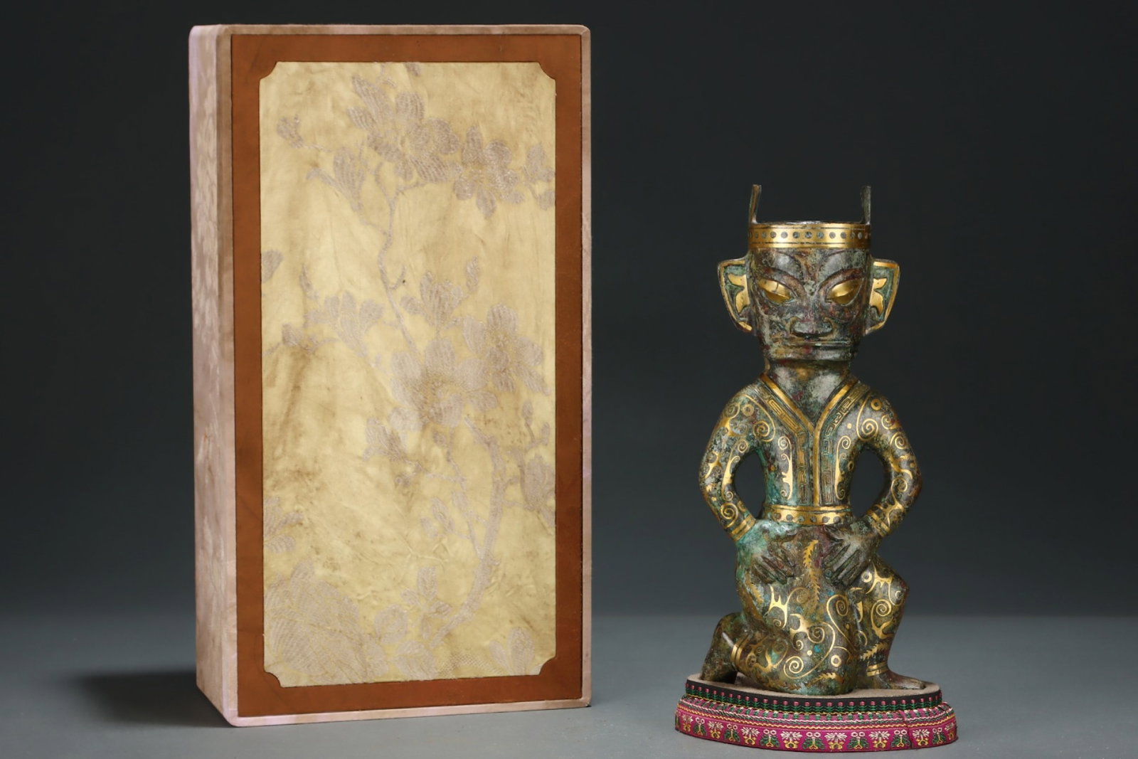 An Exquisite Bronze Inlaid Gold Figure Ornament,with Inscription: An Exquisite Bronze Inlaid Gold Figure Ornament,with Inscription,Size:11.6inx5.2in,Qing Dynasty,China 铜错金人物摆件,带铭文,中国
