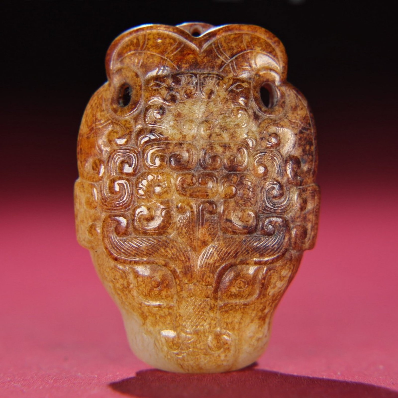 White Jade Beast-Face Pendant: White Jade Beast-Face Pendant,Qing Dynasty,China,Size:52mmx36mmx11mm,Weight:39g 白玉兽面牌,中国清代