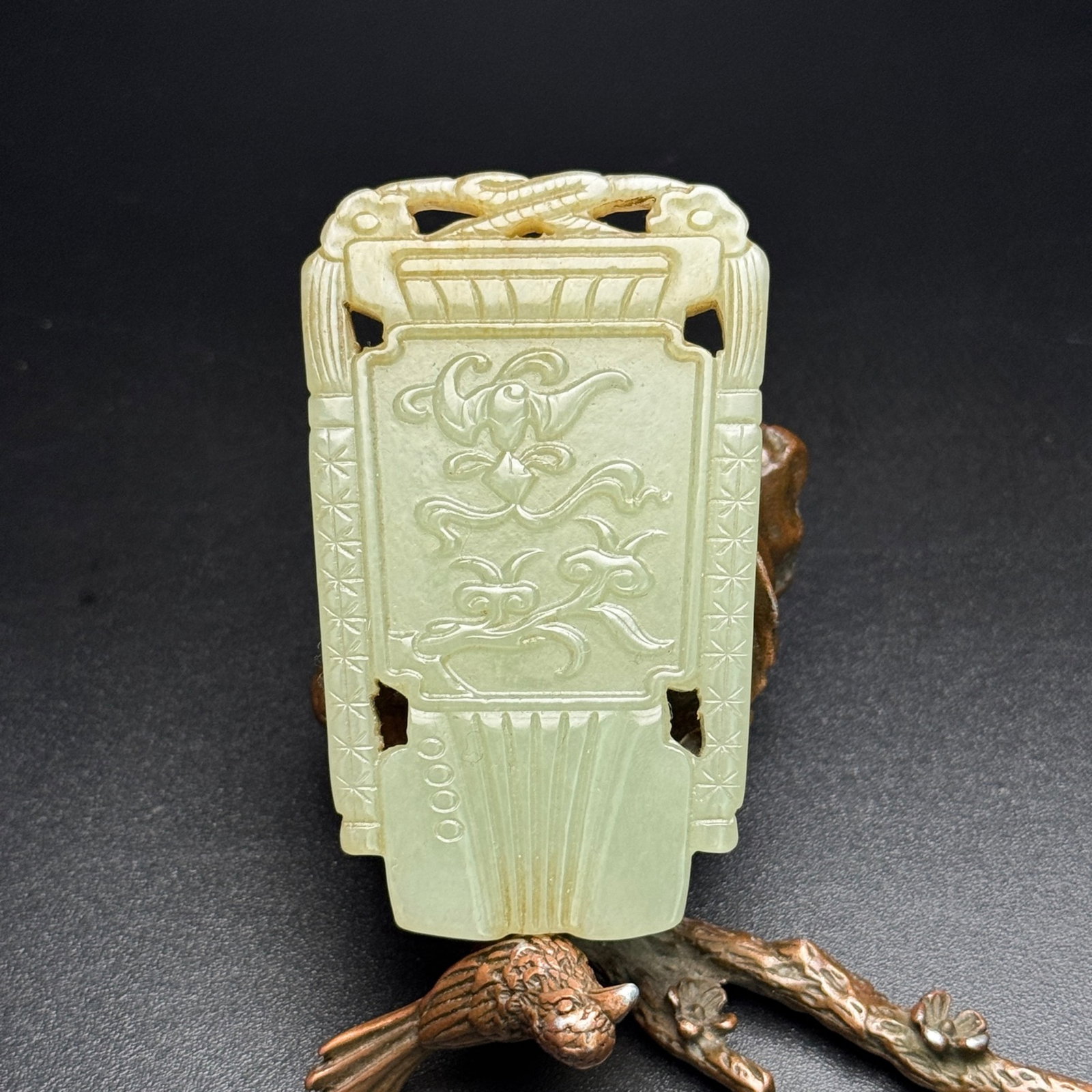 An Exquisite White Jade Beast Pattern Pendant - 4
