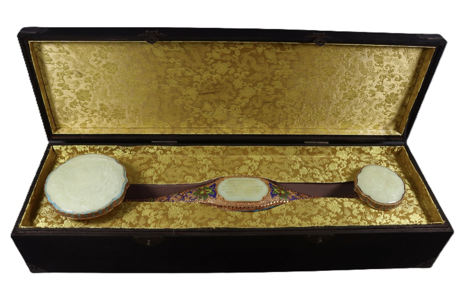 An Exquisite Filigree and Gilding Inlaid White Jade Lotus Pattern Ruyi,with poem: An Exquisite Filigree and Gilding Inlaid White Jade Lotus Pattern Ruyi,with poem,Qing Dynasty,China,Qianlong Four-character Mark,Size:3.9inx26.4inx5.9in,Weight:3670g 花丝鎏金&#