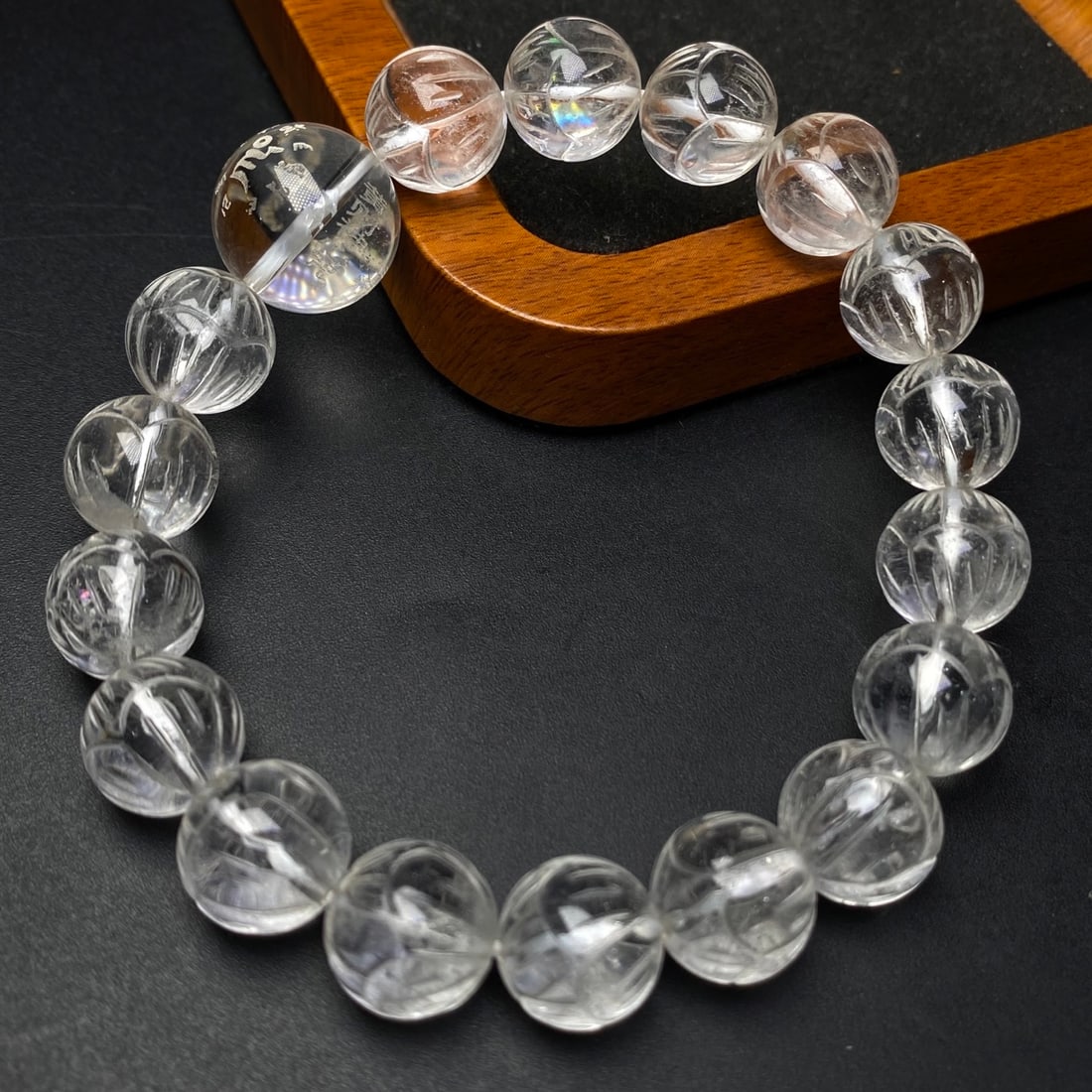 A Precious Crystal Bracelets: A Precious Crystal Bracelets,Size:16mm,Weight:47.7g 水晶手串