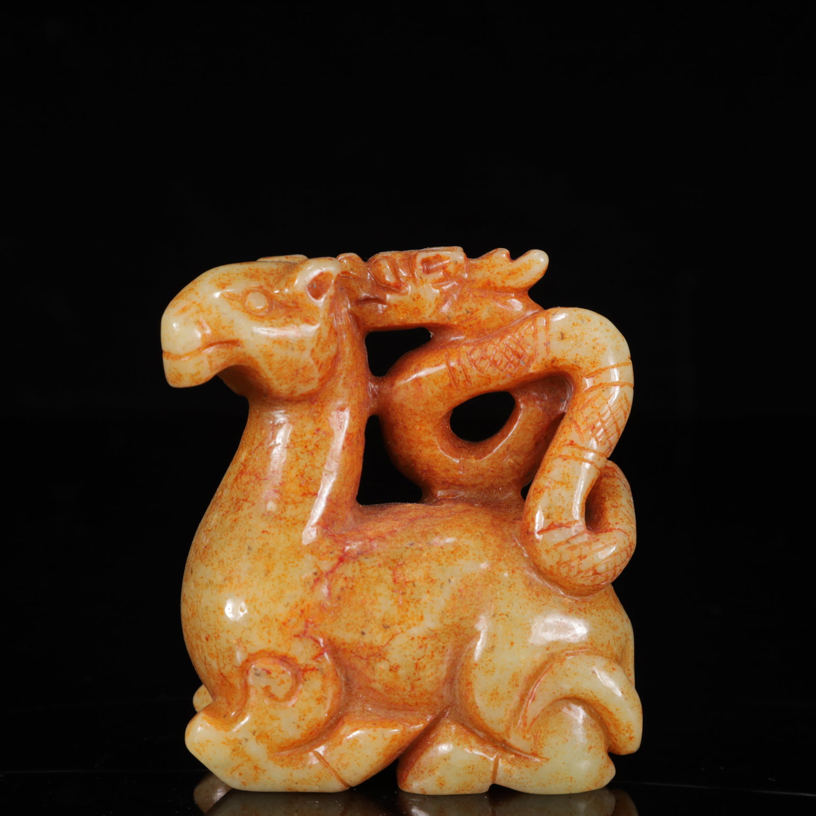 An Exquisite White Jade Auspicious Beast Ornament: An Exquisite White Jade Auspicious Beast Ornament,Qing Dynasty,China,Size:2.8inx1.6inx4.9in,Weight:325g 白玉瑞兽摆件,中国清代