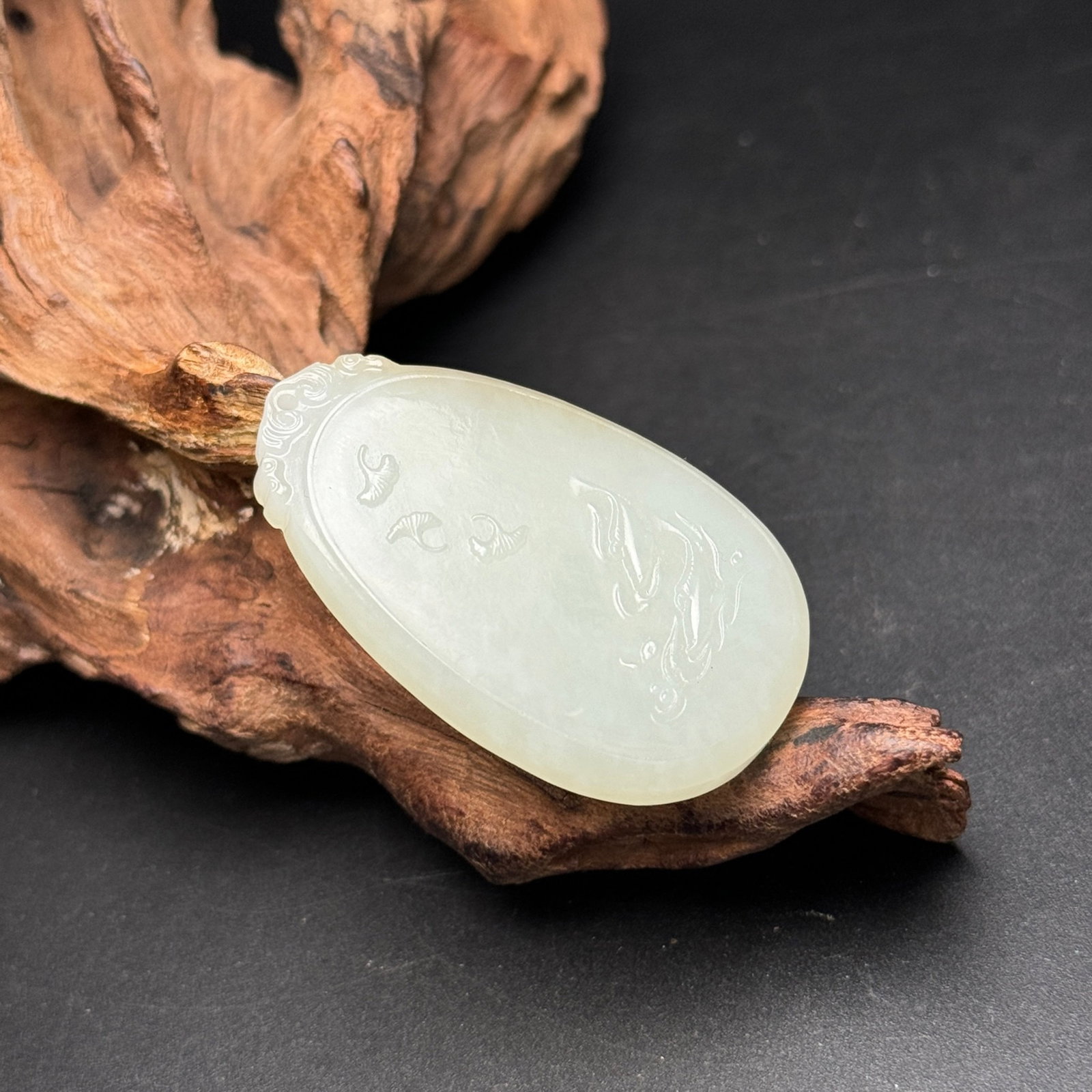 An Exquisite White Jade Fish Pattern Pendant - 5