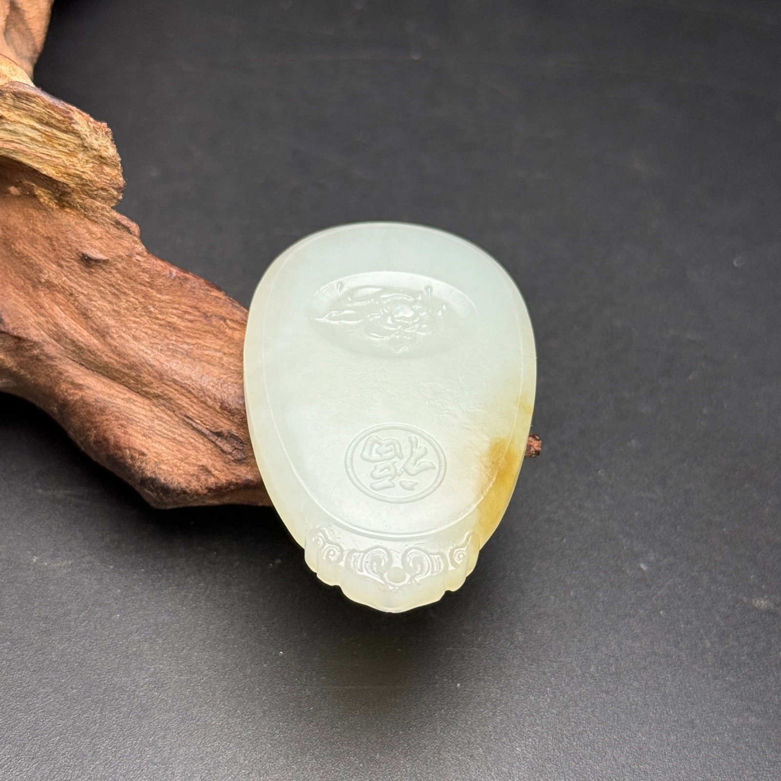 An Exquisite White Jade Fish Pattern Pendant - 6