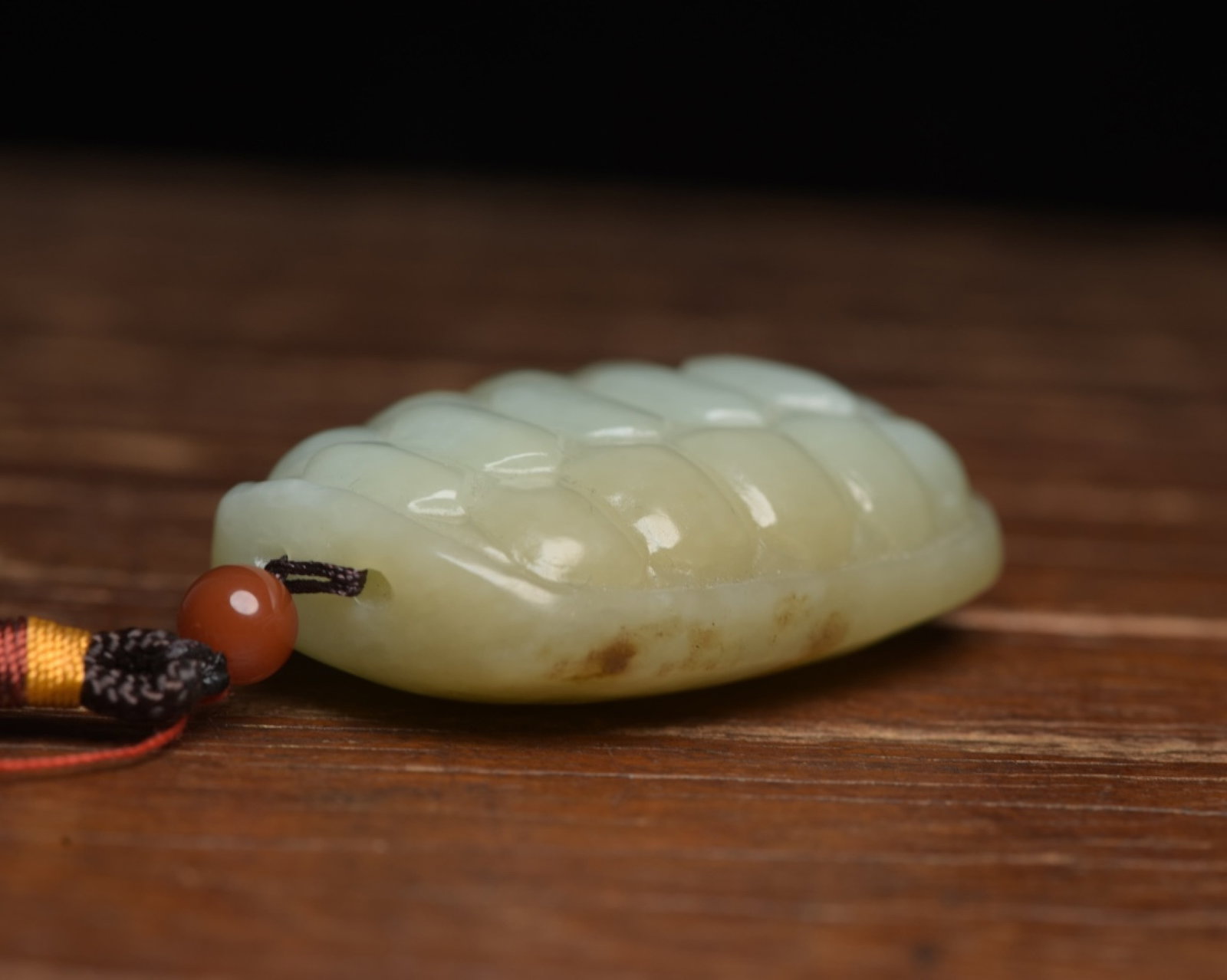 An Exquisite White Jade Turtle Shell Pendant - 3