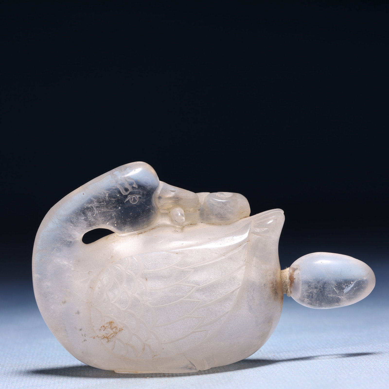 An Exquisite Crystal Goose Snuff Bottle: An Exquisite Crystal Goose Snuff Bottle,Qing Dynasty,China,Size:3.1inx2inx1.2in,Weight:98g 水晶鹅鼻烟壶,中国清代
