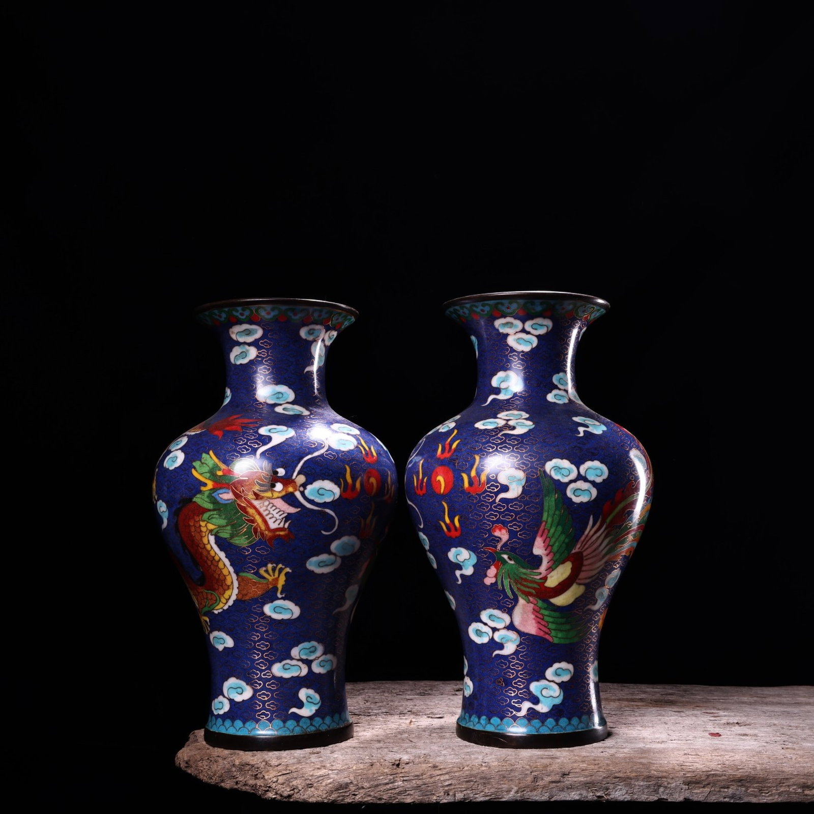 A Pair of Exquisite Cloisonne Dragon and Phoenix Pattern Vases: A Pair of Exquisite Cloisonne Dragon and Phoenix Pattern Vases,Qing Dynasty,China,Qianlong Four-character Mark,Size:12.6inx7.1in,Weight:2650g 一对景泰蓝龙凤&#