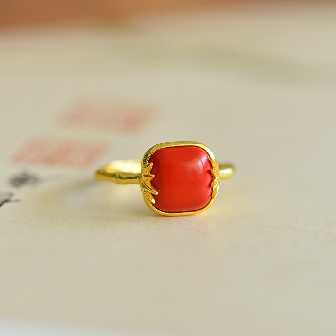 An Exquisite Sterling Silver-Gold Plated Inlaid Cinnabar Ring: An Exquisite Sterling Silver-Gold Plated Inlaid Cinnabar Ring,Size:10mmx10mm 寓意:平安富贵,节节高升