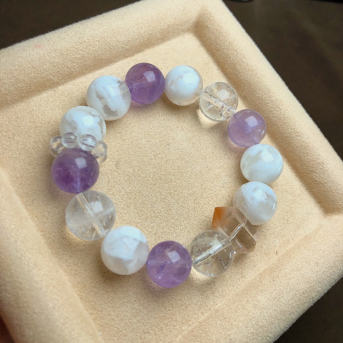 An Exquisite Crystal Bracelets - 8