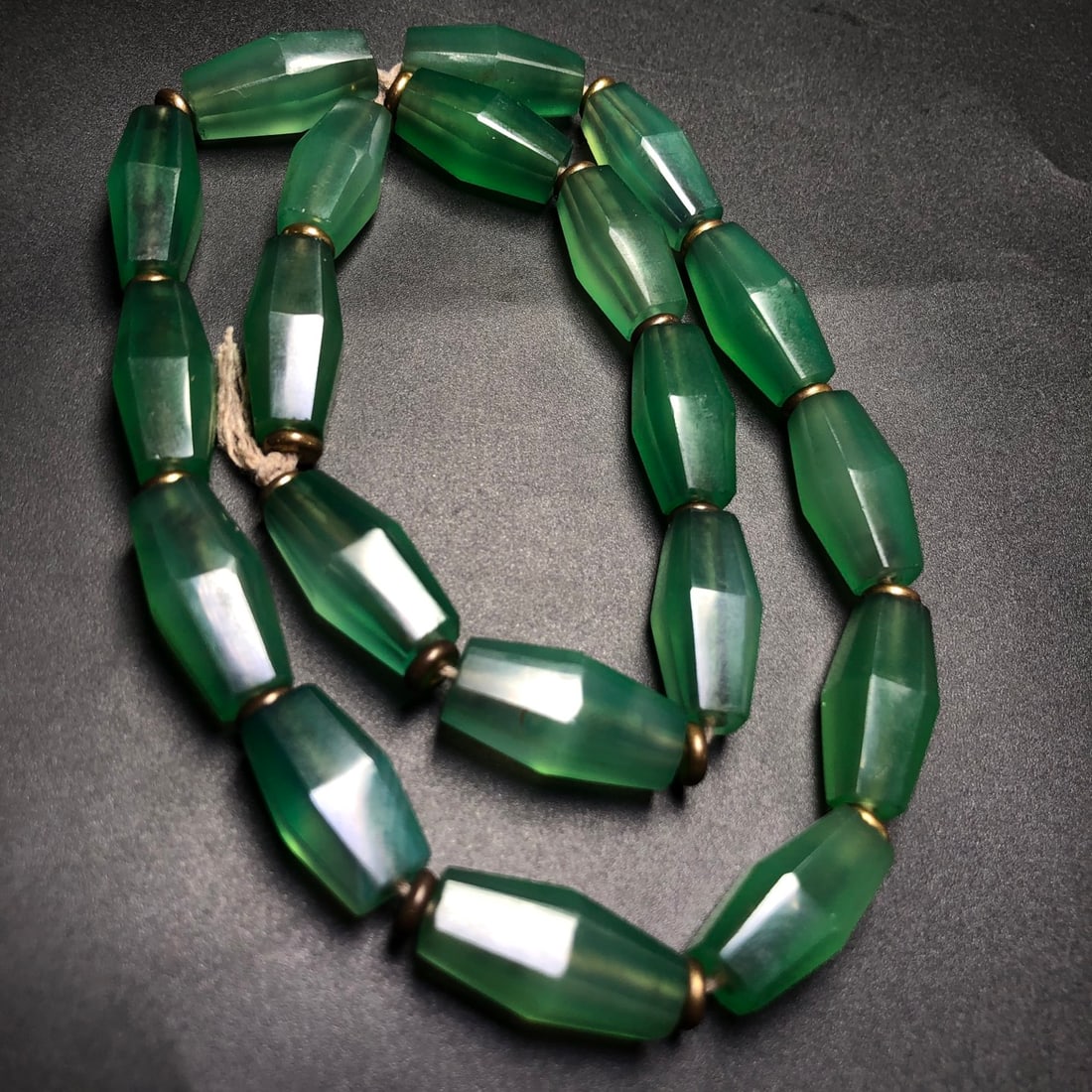 A Precious Agate Necklace - 3
