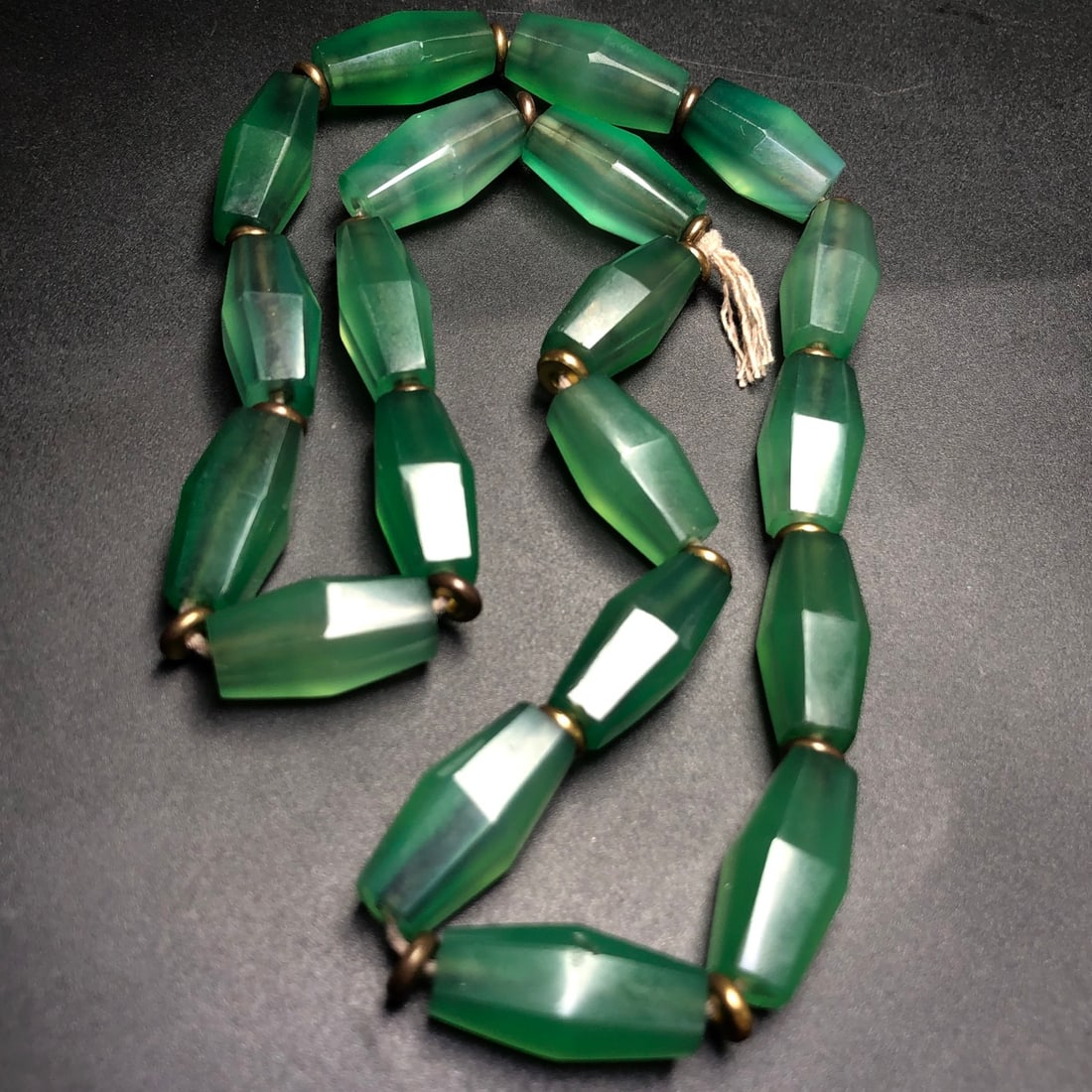 A Precious Agate Necklace - 6