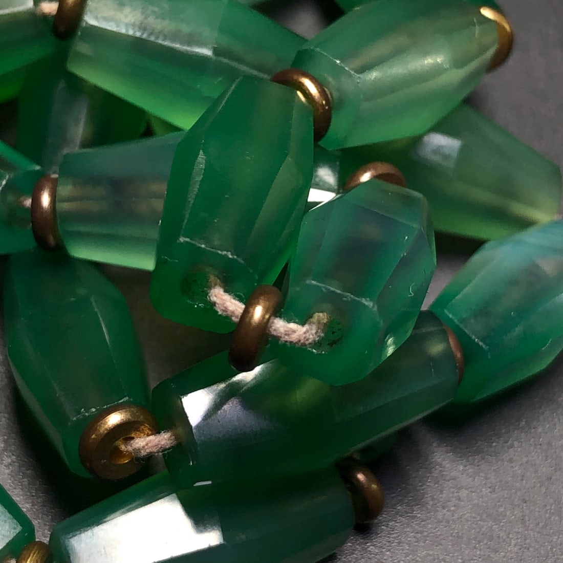 A Precious Agate Necklace - 8