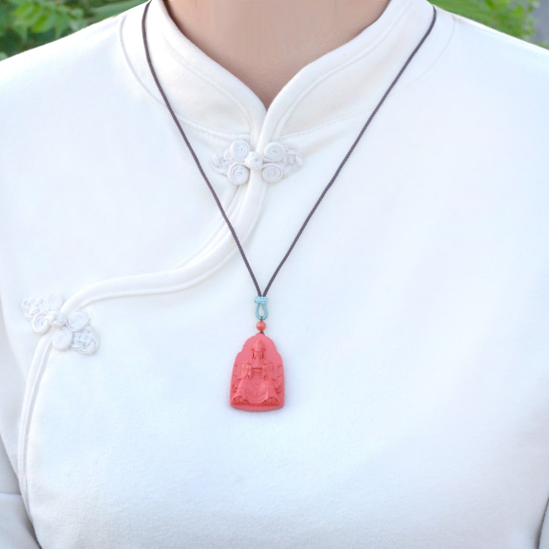 An Exquisite Cinnabar Figure Pattern Pendant: An Exquisite Cinnabar Figure Pattern Pendant,Size:26mmx40mm,Weight:18.6g 朱砂人物纹挂件
