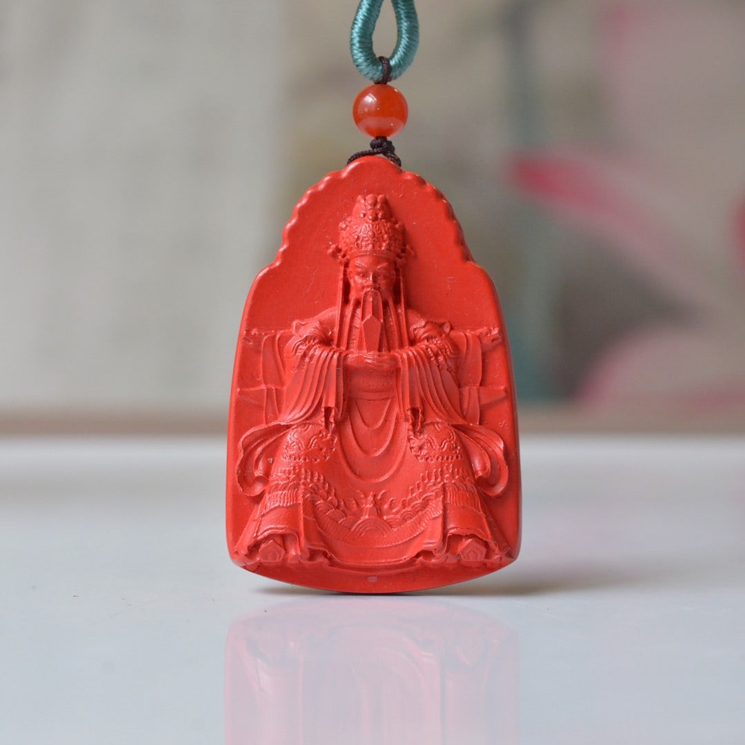 An Exquisite Cinnabar Figure Pattern Pendant - 4