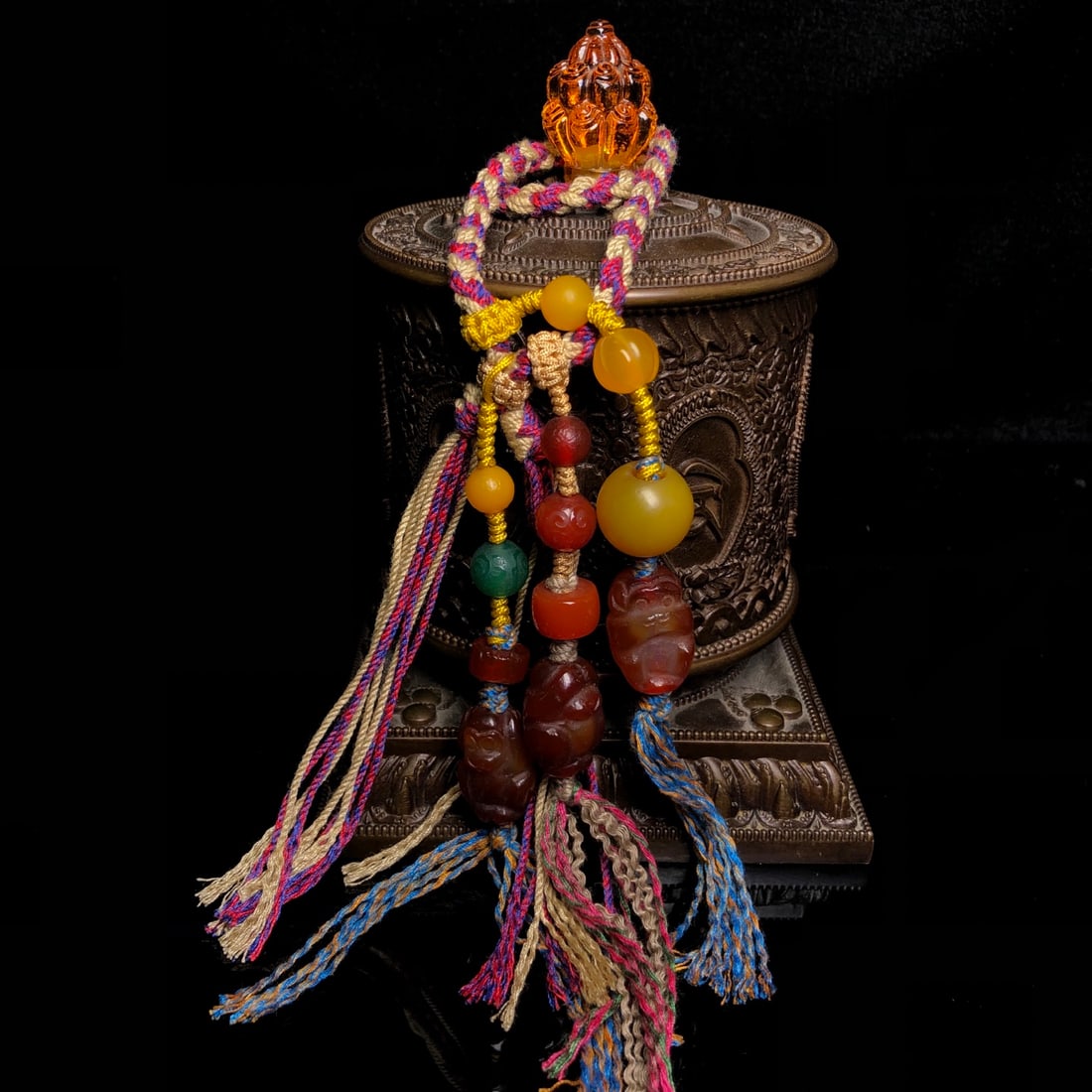 A Precious Agate Bracelets - 2