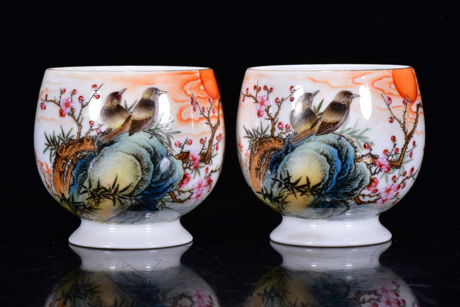 A Pair of Exquisite Famille-Rose Flower and Bird Pattern Cups,with Poem: A Pair of Exquisite Famille-Rose Flower and Bird Pattern Cups,with Poem,Qing Dynasty,China,Qianlong Four-Character Mark,Size:2.6inx2.8in