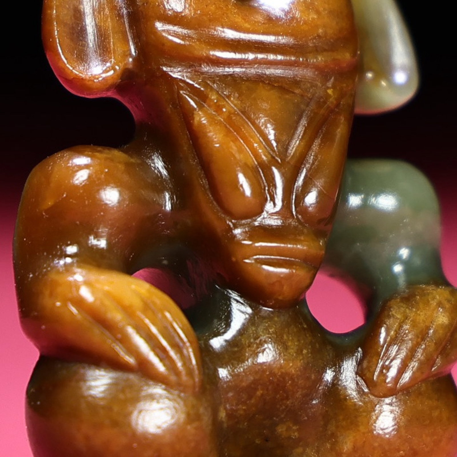 An Exquisite White Jade Figure Ornament - 5