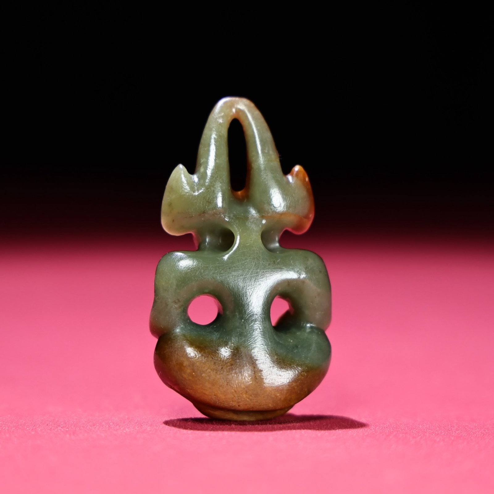 An Exquisite White Jade Figure Ornament - 9