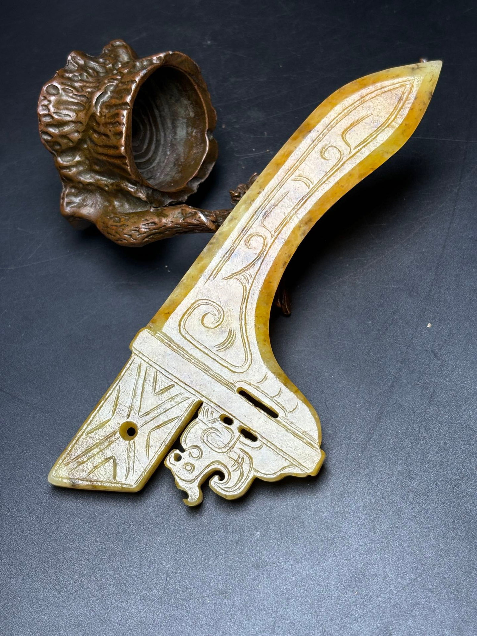 An Exquisite White Jade Dragon Pattern Sword - 2