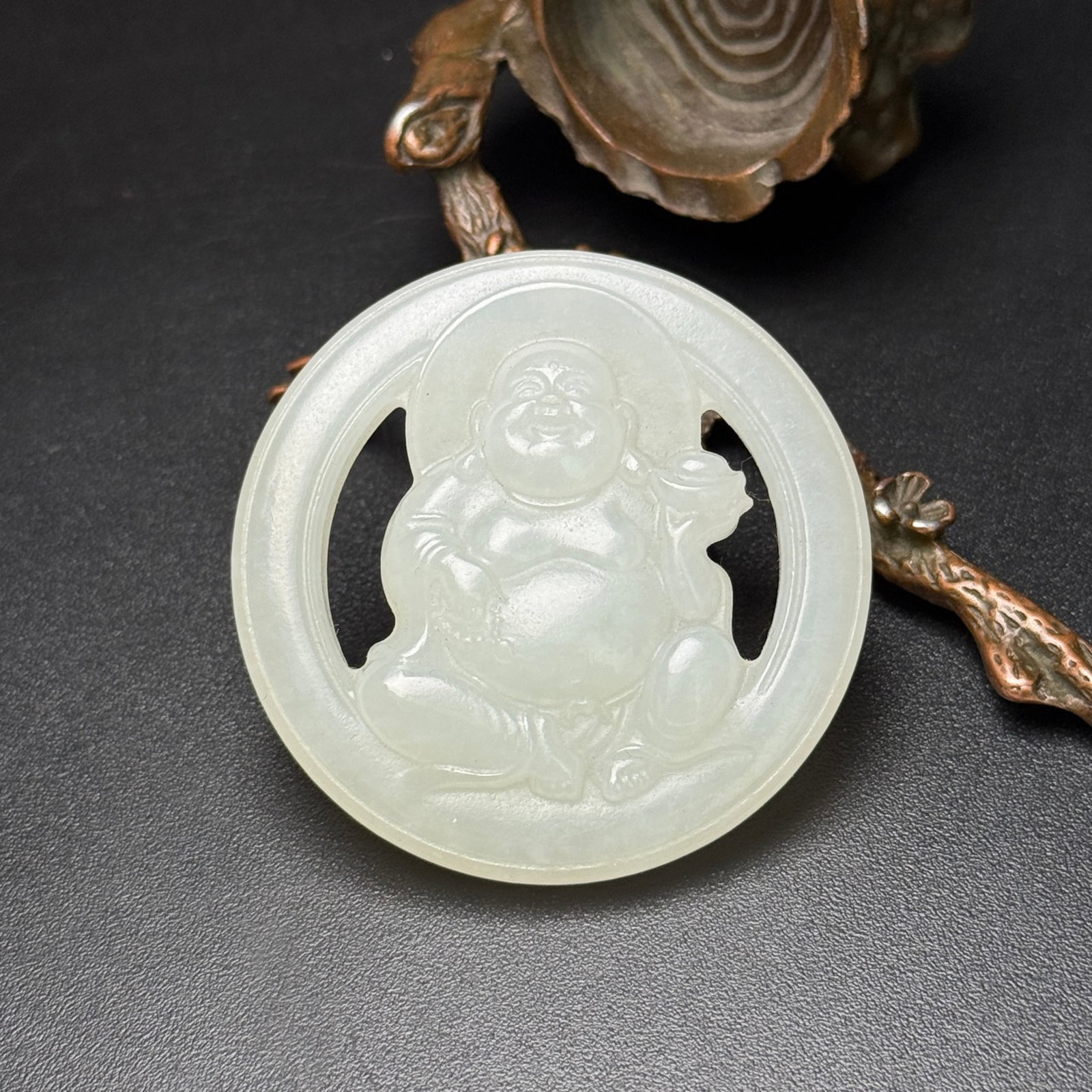 An Exquisite White Jade Statue of Maitreya Buddha Pendant: An Exquisite White Jade Statue of Maitreya Buddha Pendant,Qing Dynasty,China,Size:52mmx10mm,Weight:40g 白玉弥勒佛像挂件,中国清代