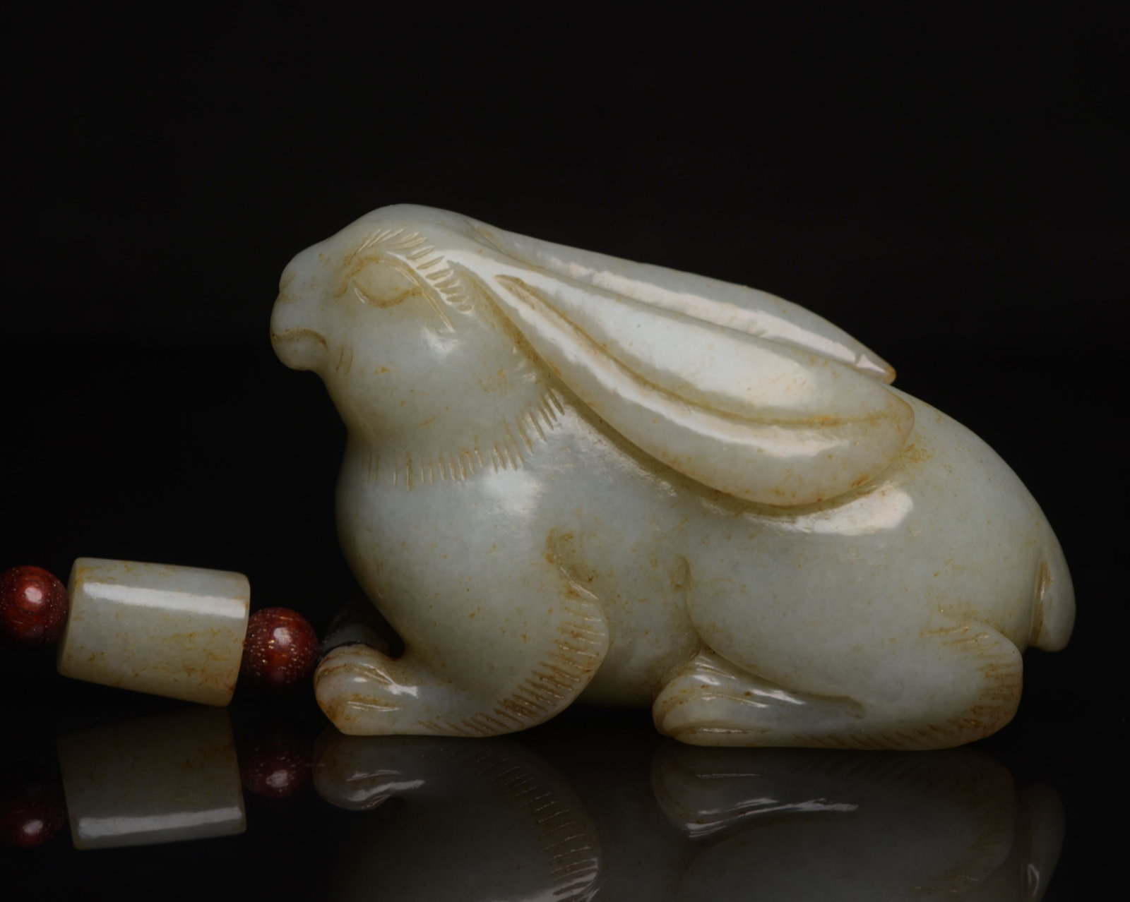 An Exquisite White Jade Rabbit Ornament (1 of 9)