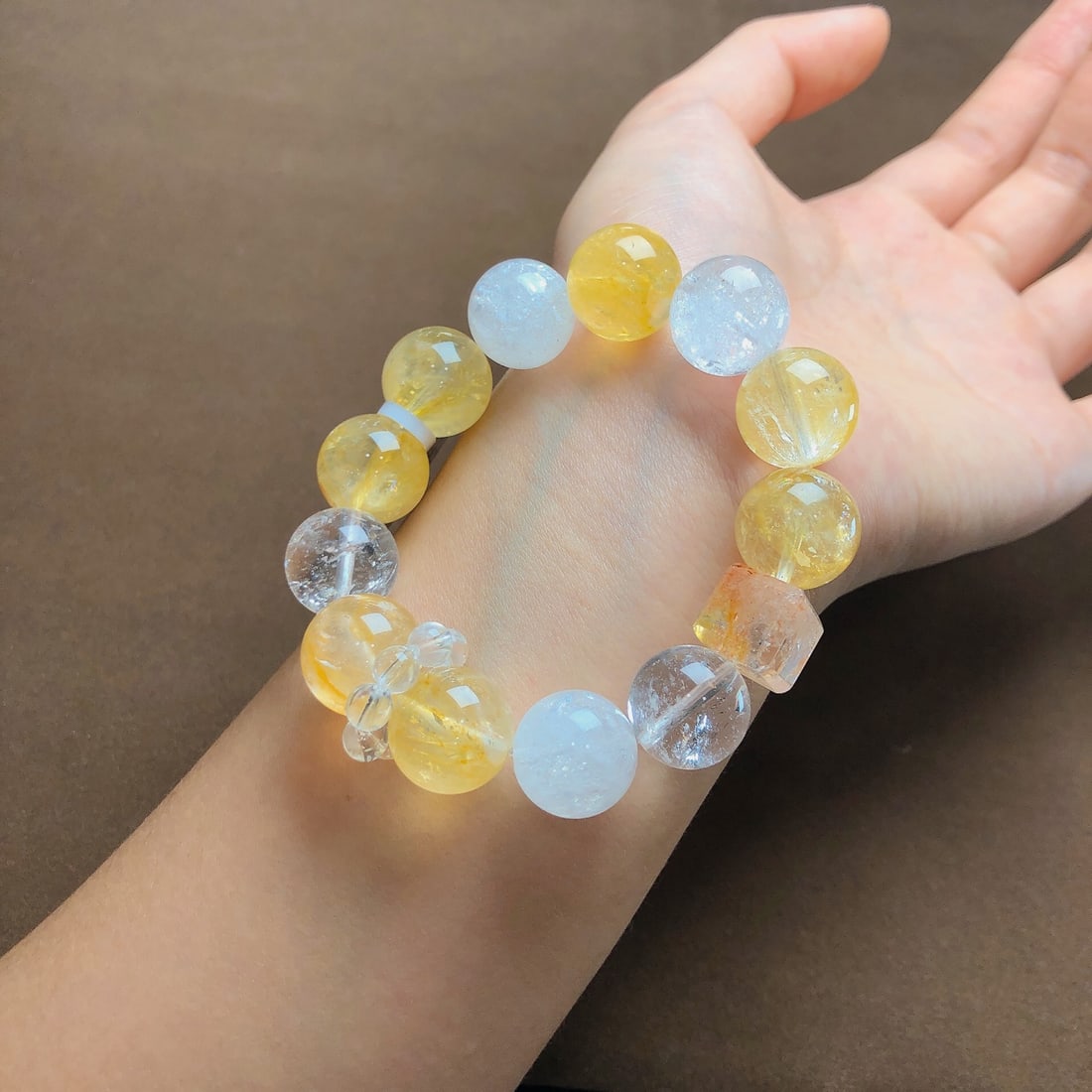 An Exquisite Crystal Bracelets - 4