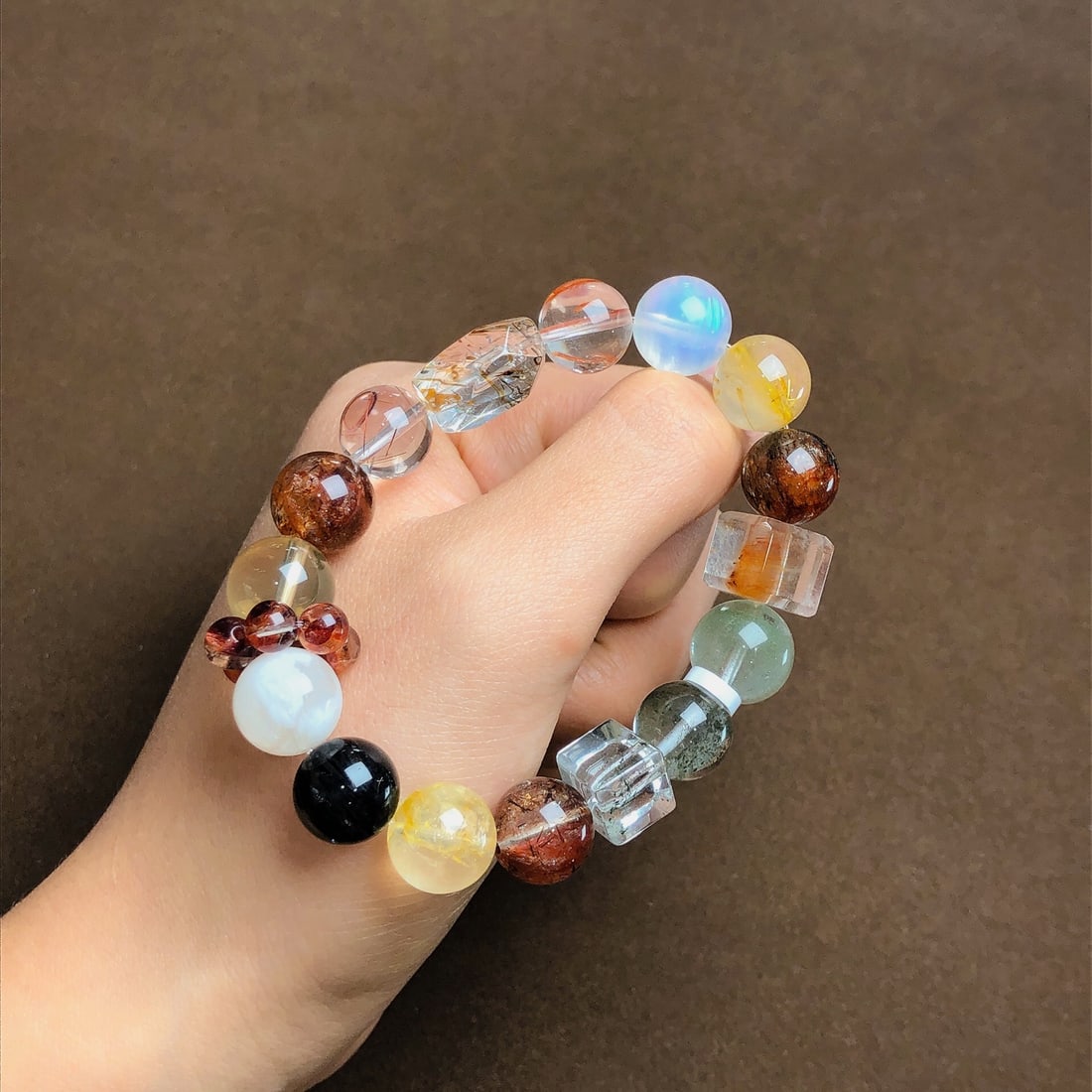 An Exquisite Crystal Bracelets - 2