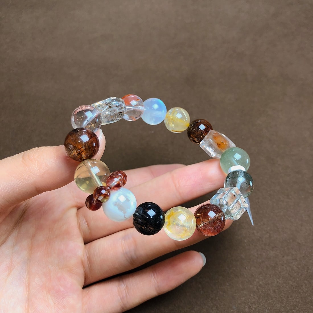 An Exquisite Crystal Bracelets - 5