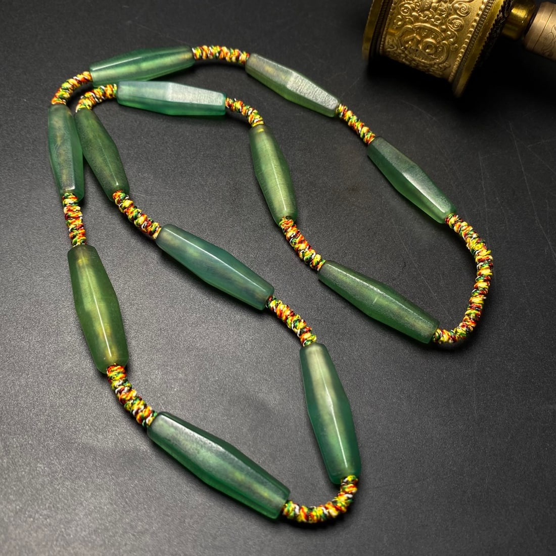 A Precious Agate Necklace - 2