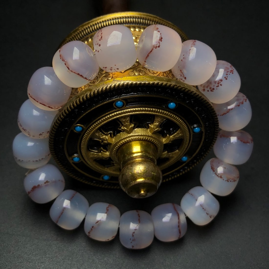 An Exquisite Agate Bracelet - 2