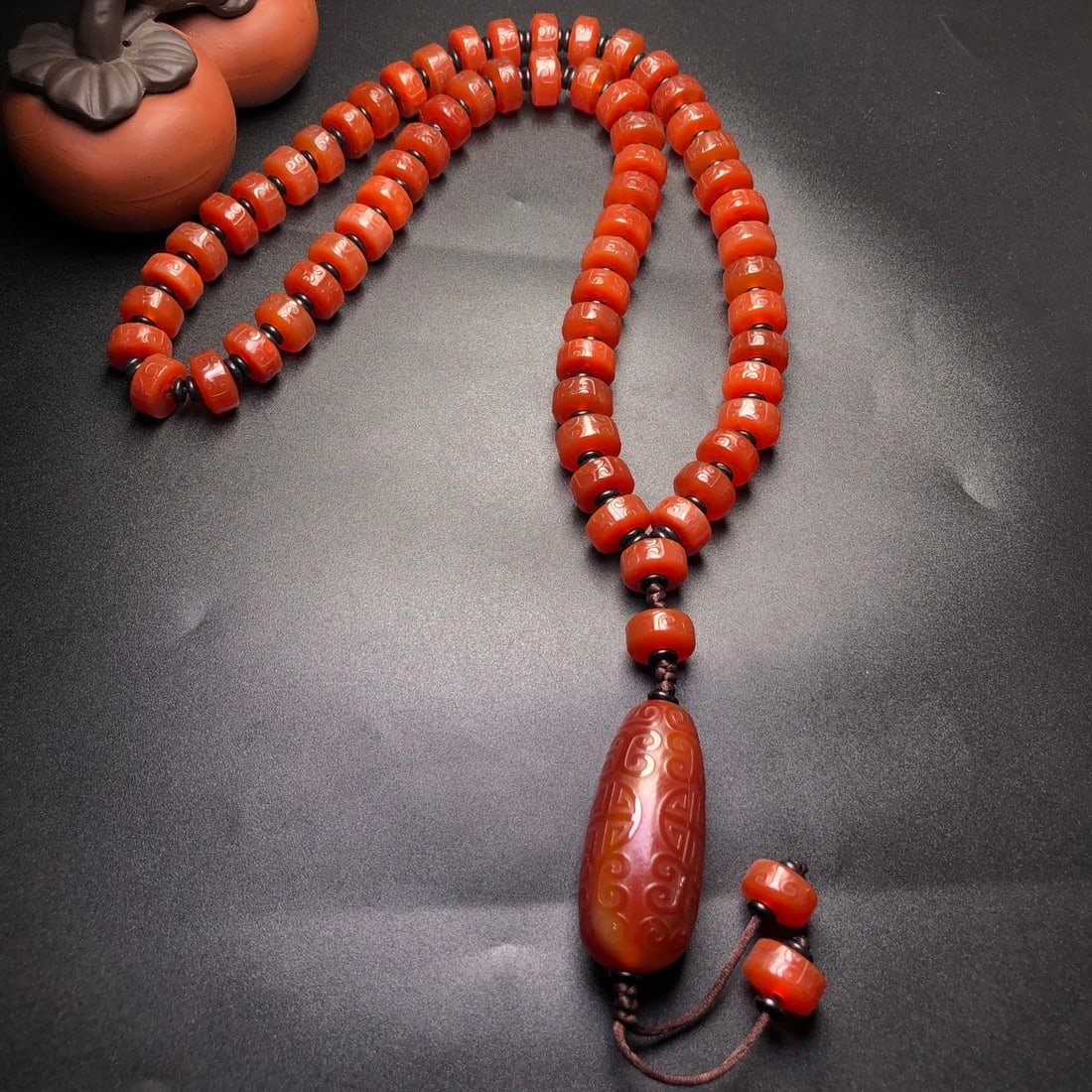 A Precious Agate Necklace - 2