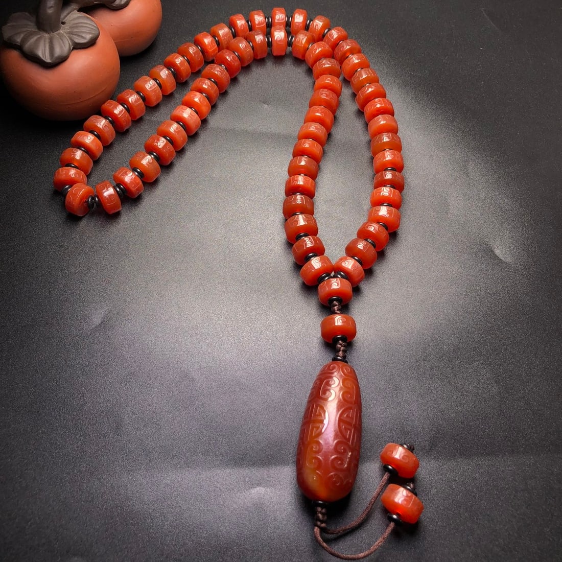 A Precious Agate Necklace - 4