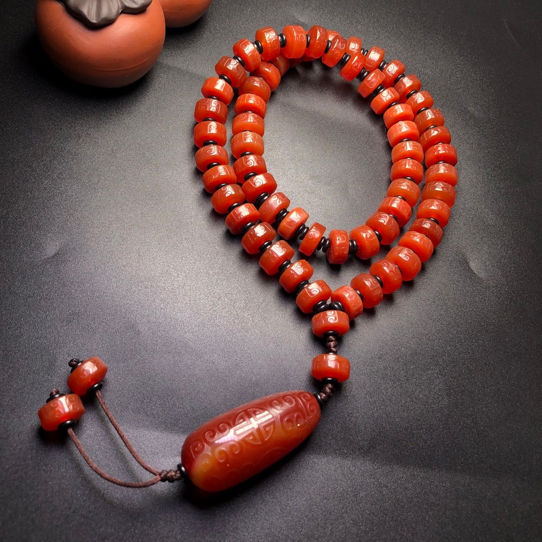 A Precious Agate Necklace - 5