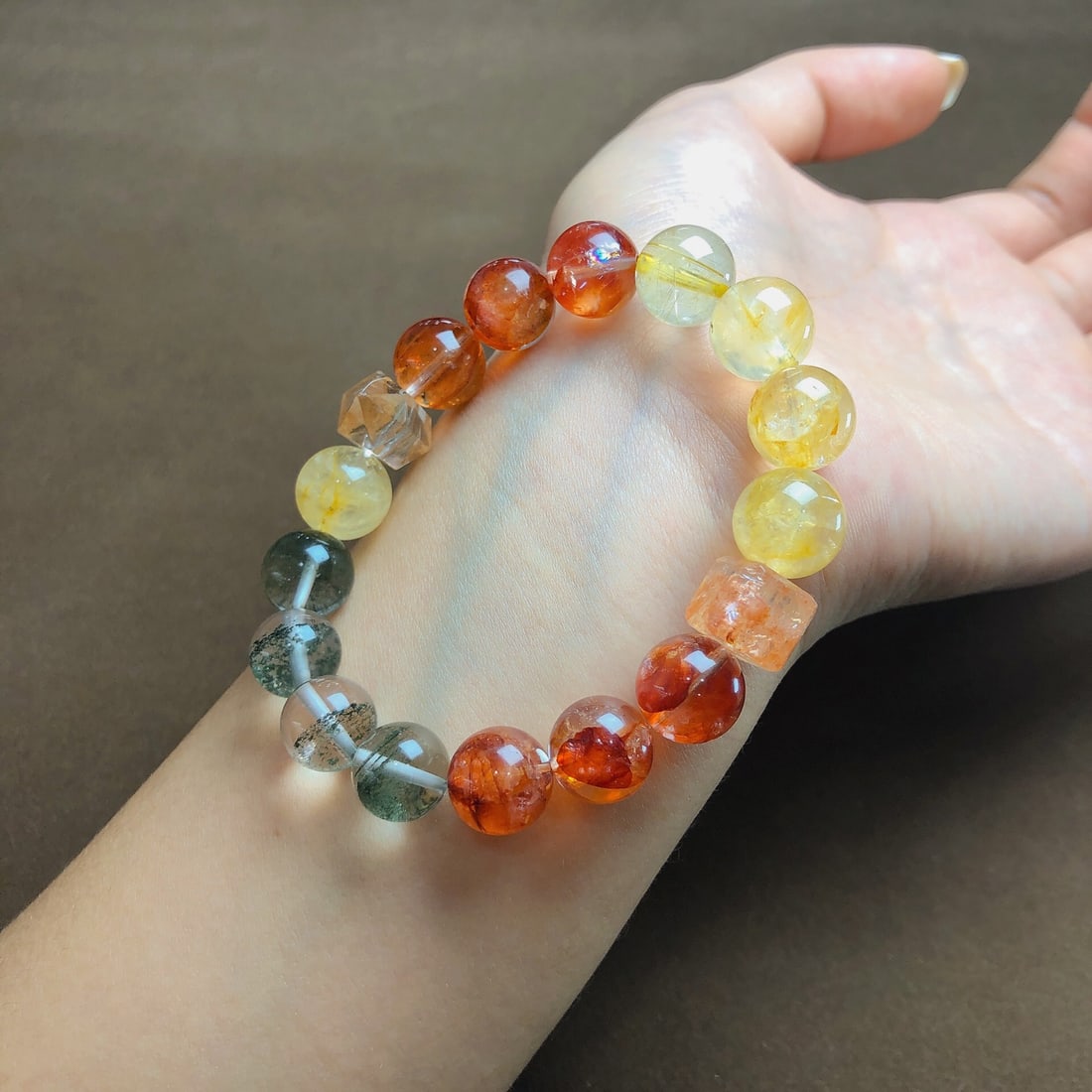 An Exquisite Crystal Bracelets - 3