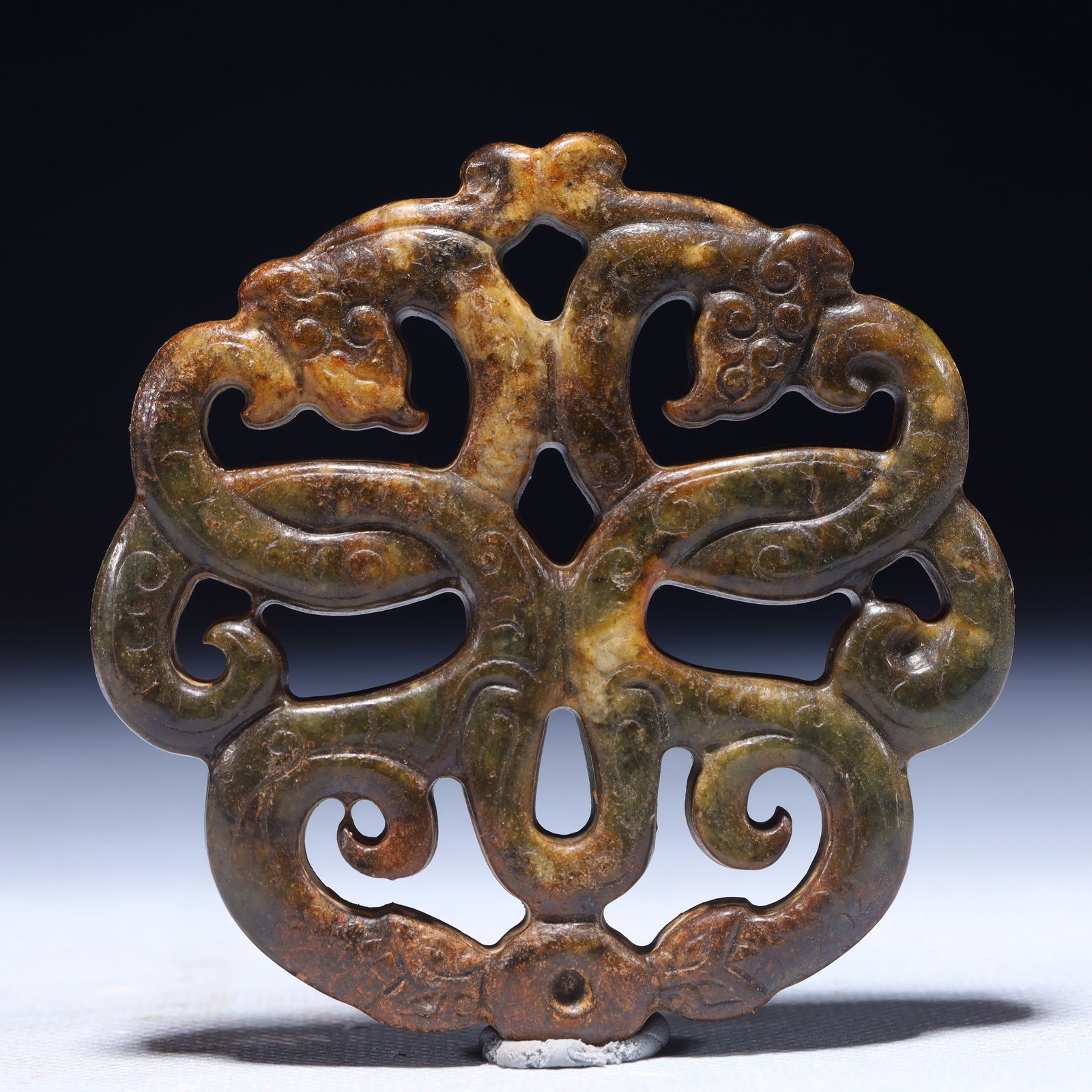 An Exquisite Archaic Jade Beast Pattern Pendant: An Exquisite Archaic Jade Beast Pattern Pendant,Ancient Time,China,Size:3.1inx0.3in,Weight:85g 高古玉兽纹挂件,中国远古时期