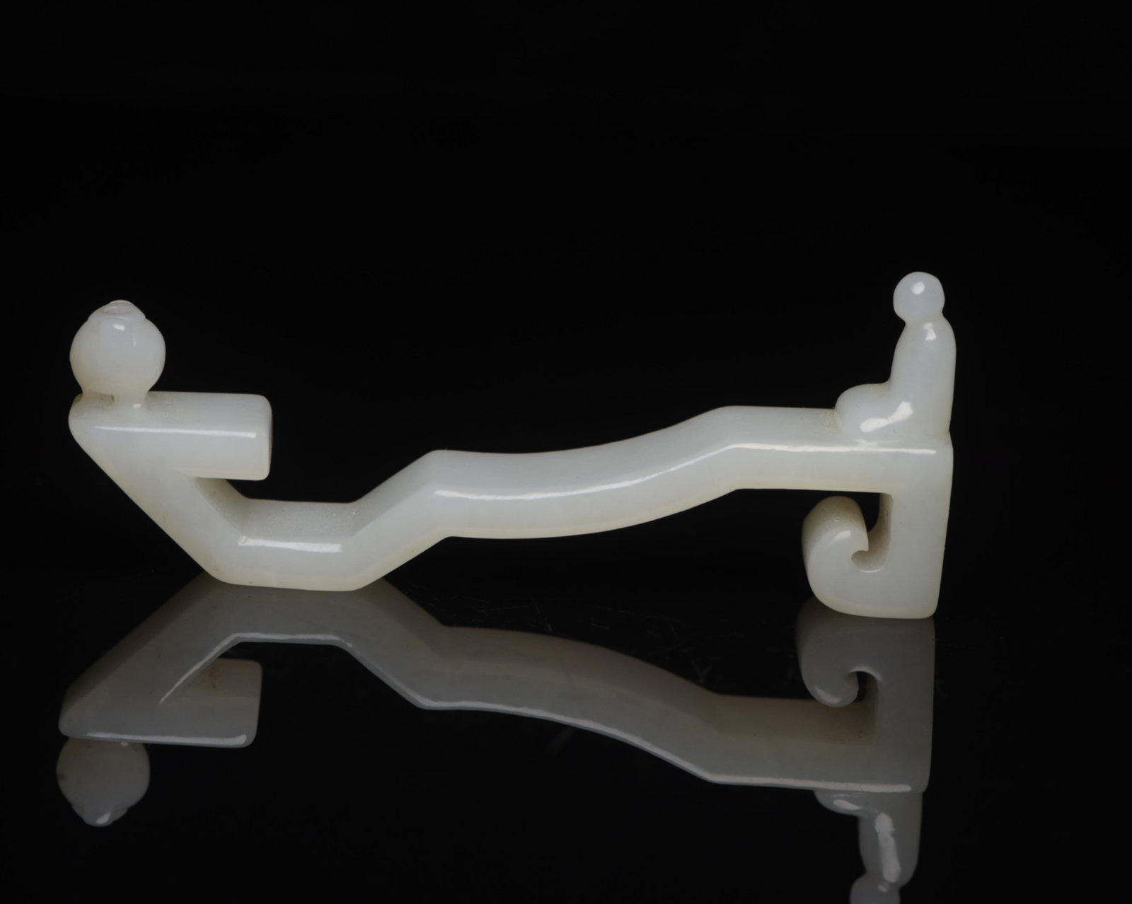 An Exquisite White Jade Figure Incense holder: An Exquisite White Jade Figure Incense holder,Qing Dynasty,China,Size:3inx1.1inx0.5in,Weight:20g 白玉人物香插,中国清代