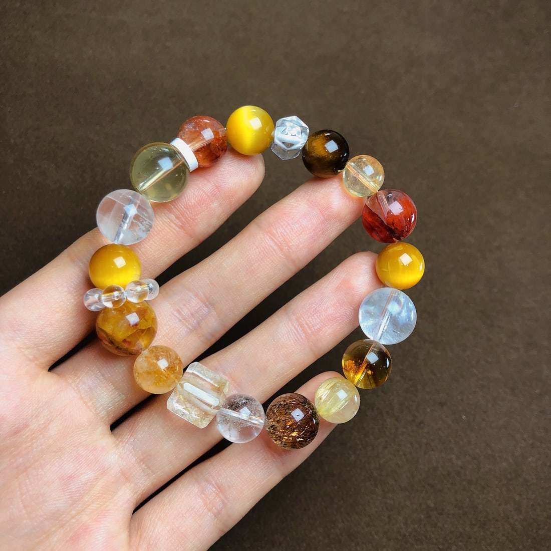 An Exquisite Crystal Bracelets - 2