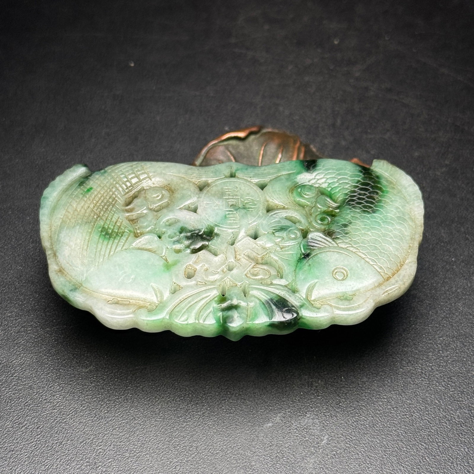 An Exquisite Jadeite Fish Pattern Pendant - 6