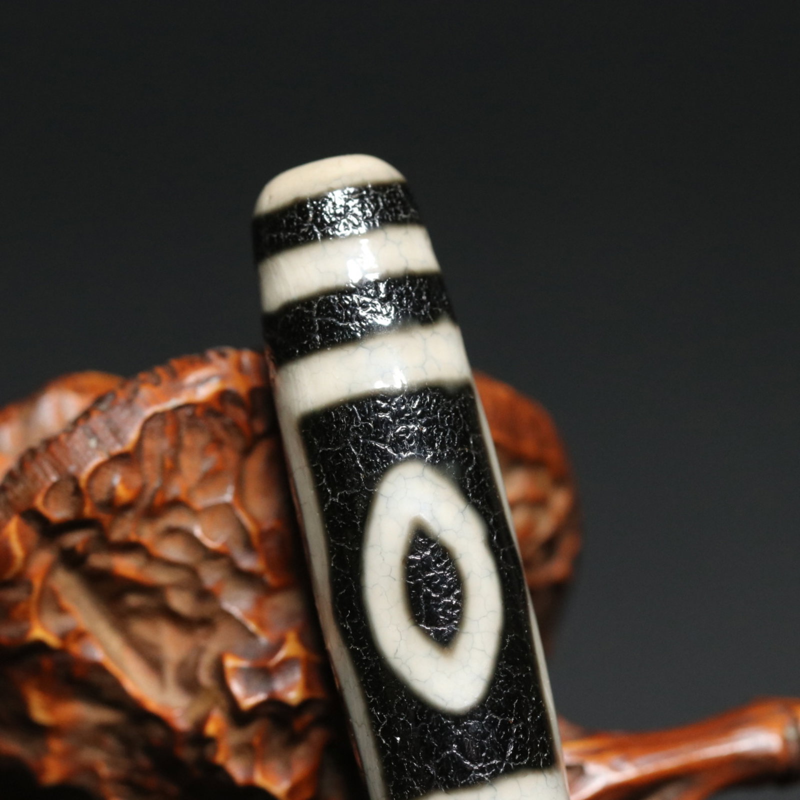 An Exquisite Dzi Bead Pendant - 6