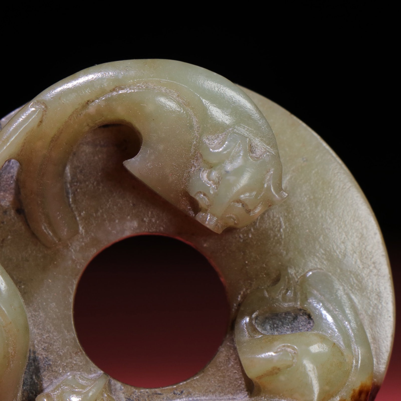 White Jade Chi-Dragon Pattern Pendant - 2