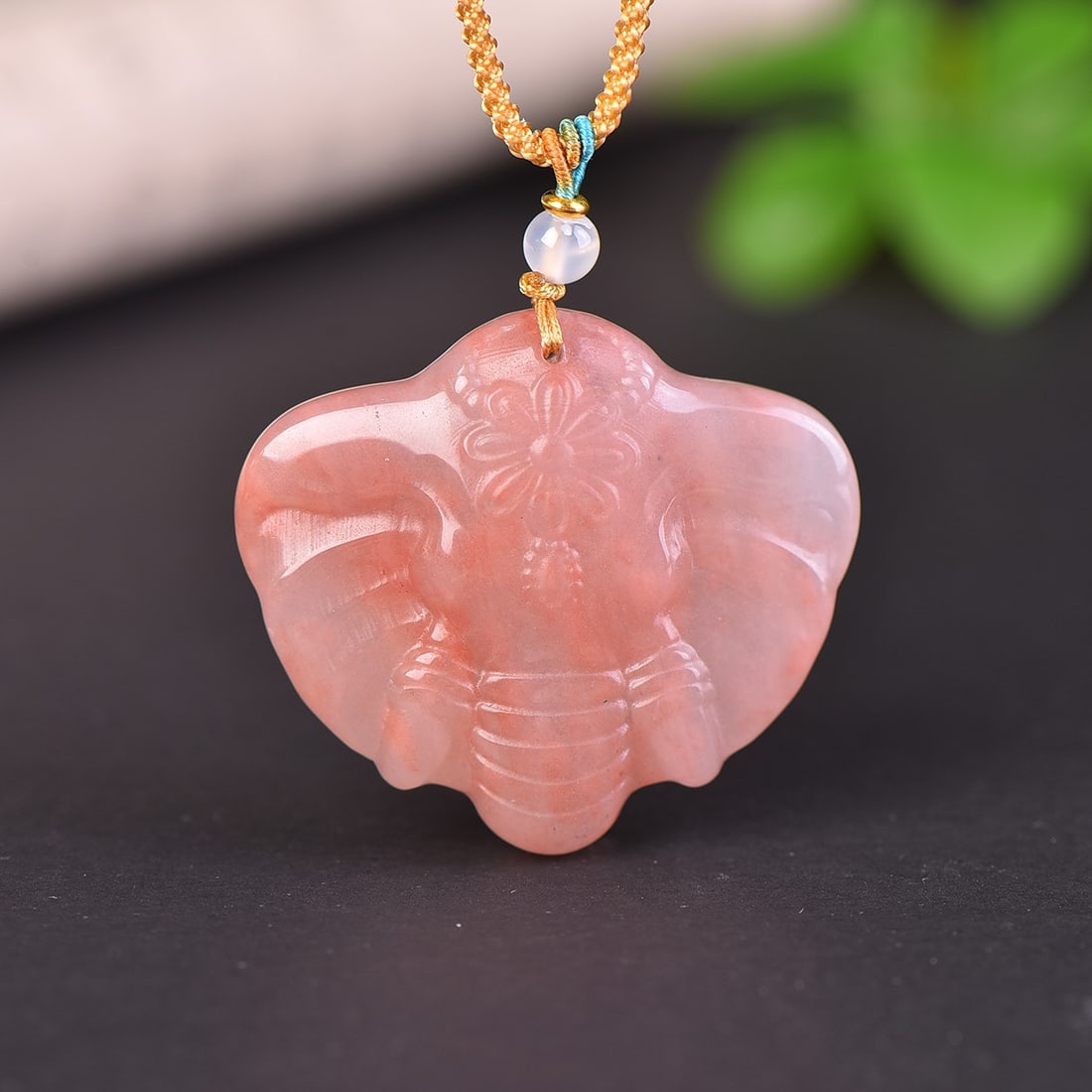 An Exquisite Jadeite Elephant Pattern Pendant: An Exquisite Jadeite Elephant Pattern Pendant,Size:46mmx52mm 翡翠象纹挂件