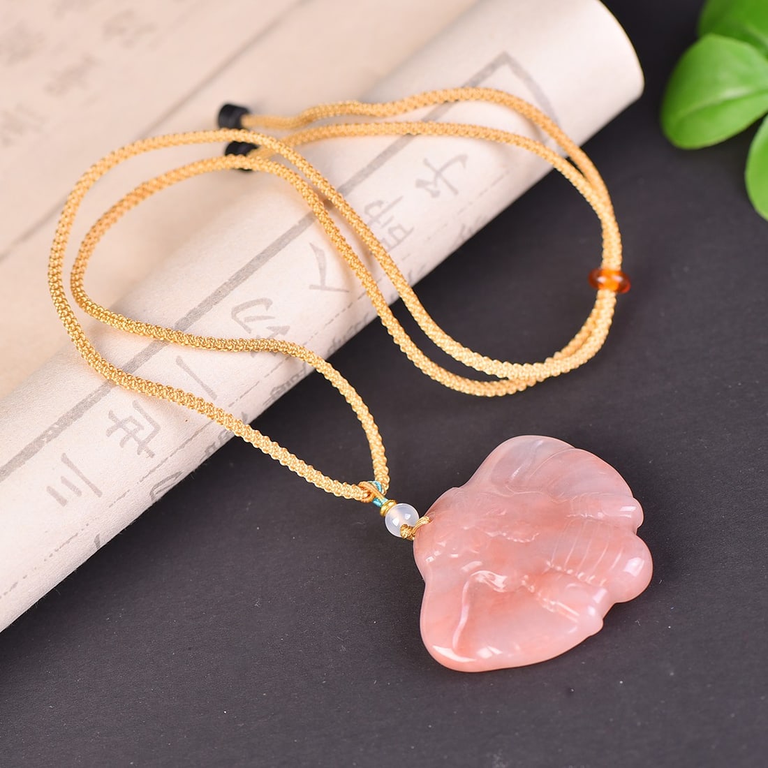 An Exquisite Jadeite Elephant Pattern Pendant - 2