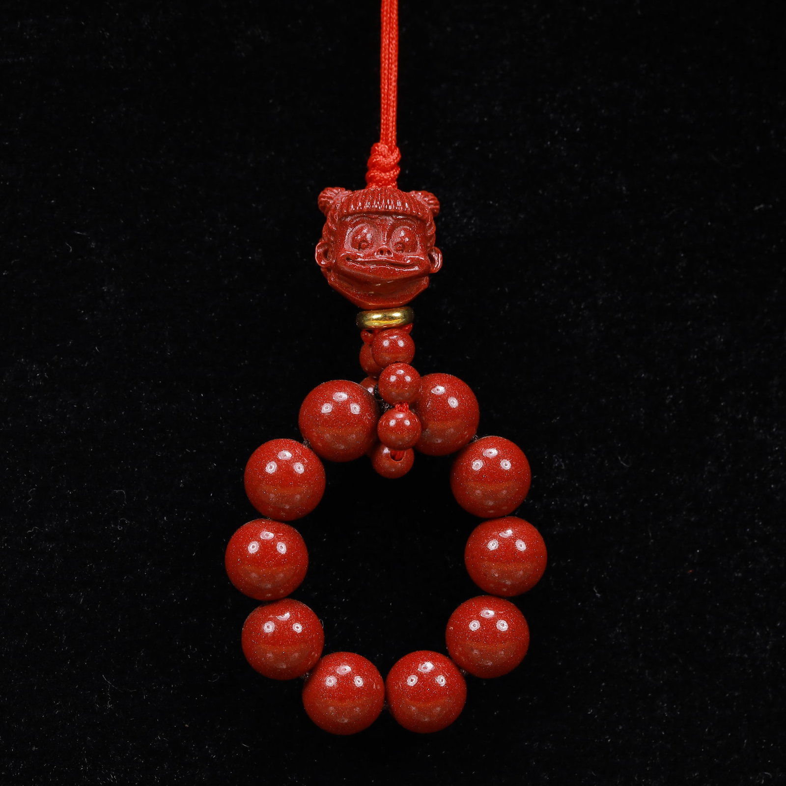 An Exquisite Cinnabar Figure Pattern Pendant - 3