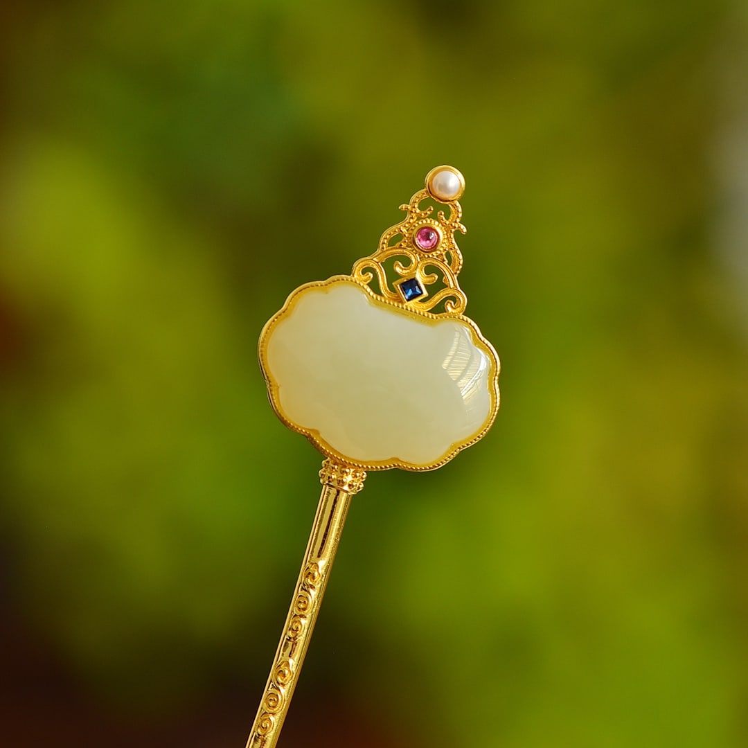 An Exquisite Sterling Silver-Gold Plated Inlaid White Jade Hairpin, Inlaid Pearl: An Exquisite Sterling Silver-Gold Plated Inlaid White Jade Hairpin, Inlaid Pearl, 纯银镀金镶白玉发簪，嵌珍珠