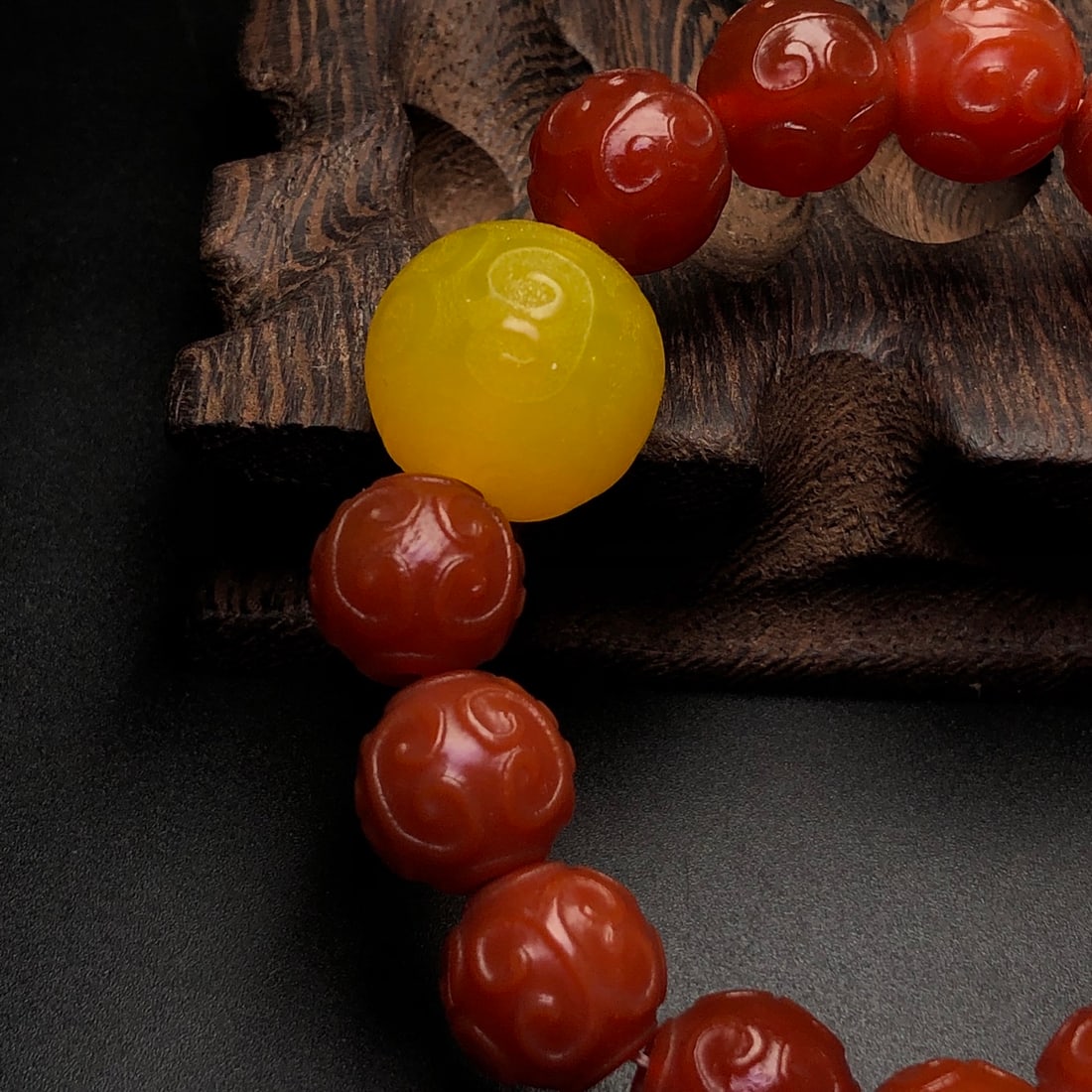 A Precious Agate Bracelets - 7