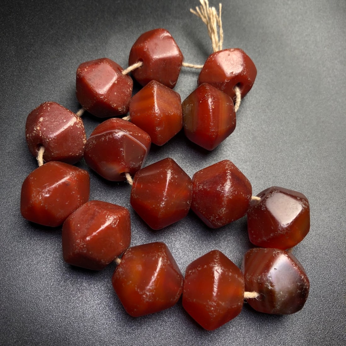 A Precious Agate Bracelets - 3